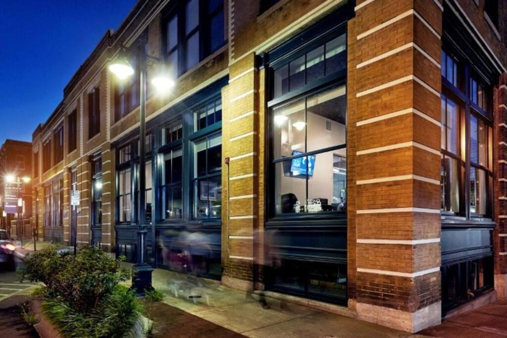 2br 2ba Loft Downtown Kc In Historic Building-201 Kansas City